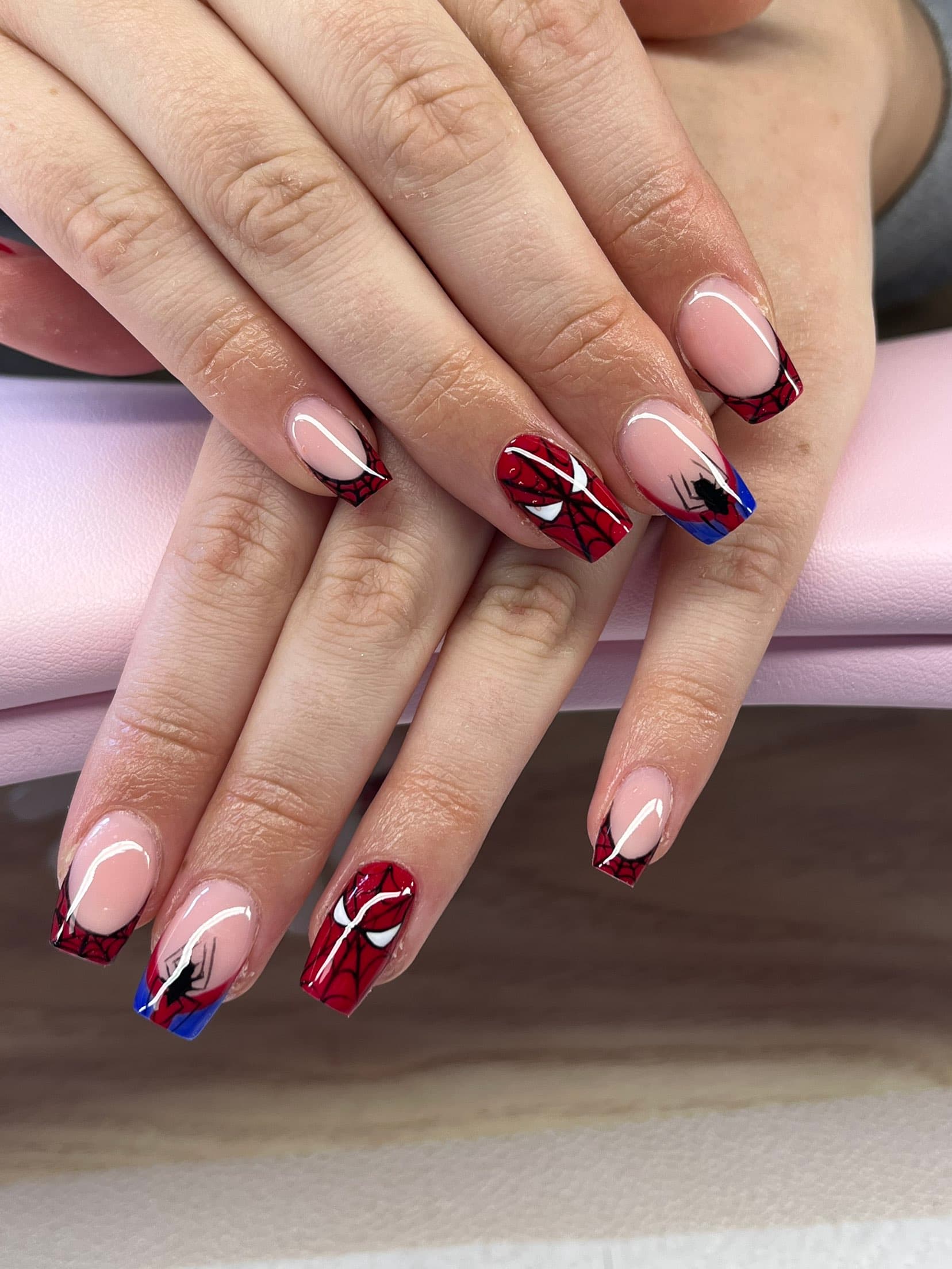 Nail Art à thèmes