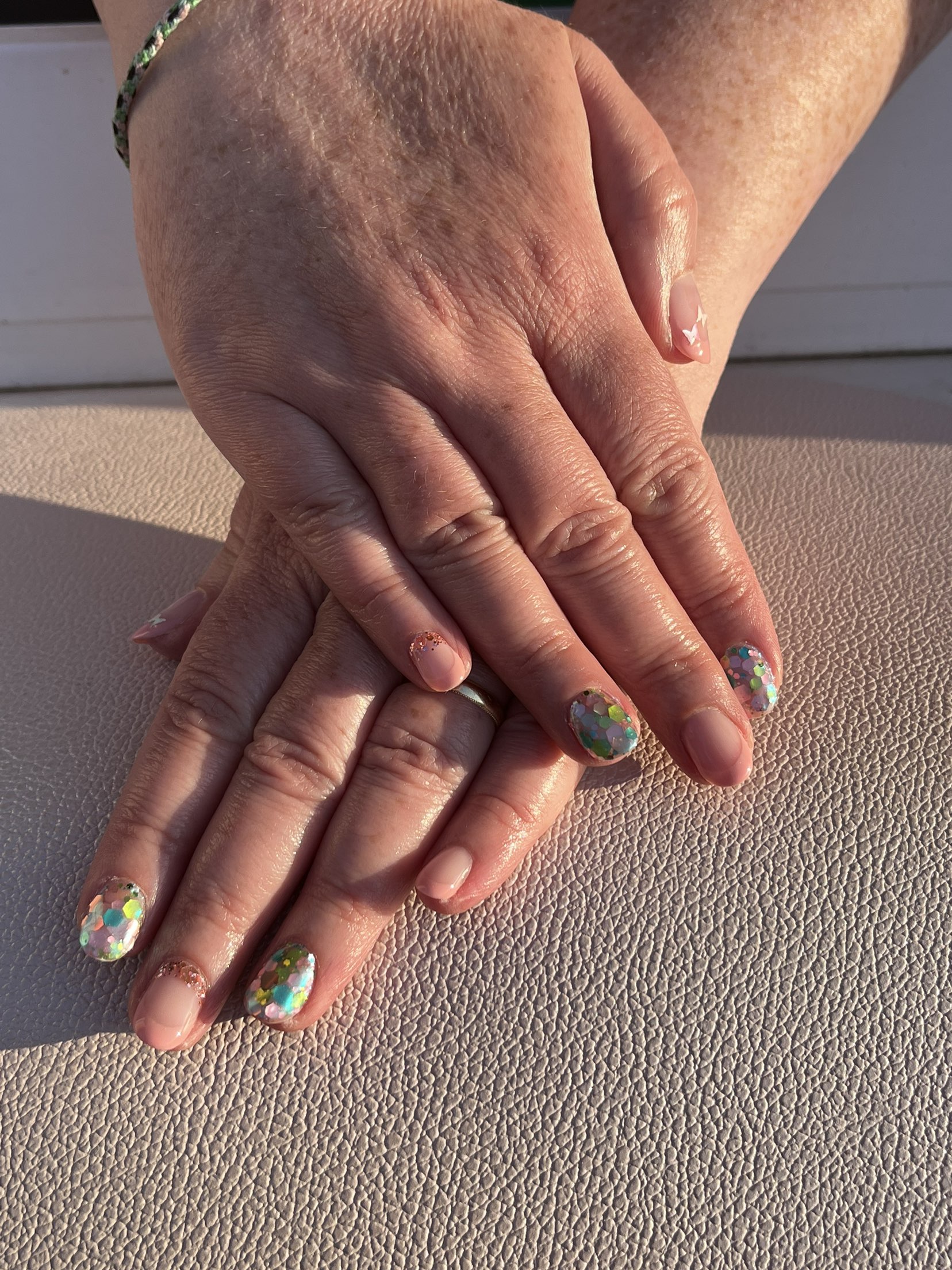 French et incrustation de Paillettes