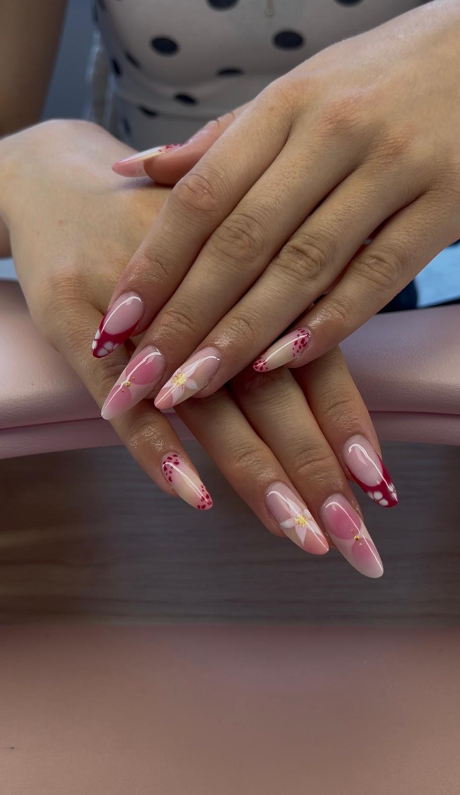 Fleur, french rouge et blooming gel